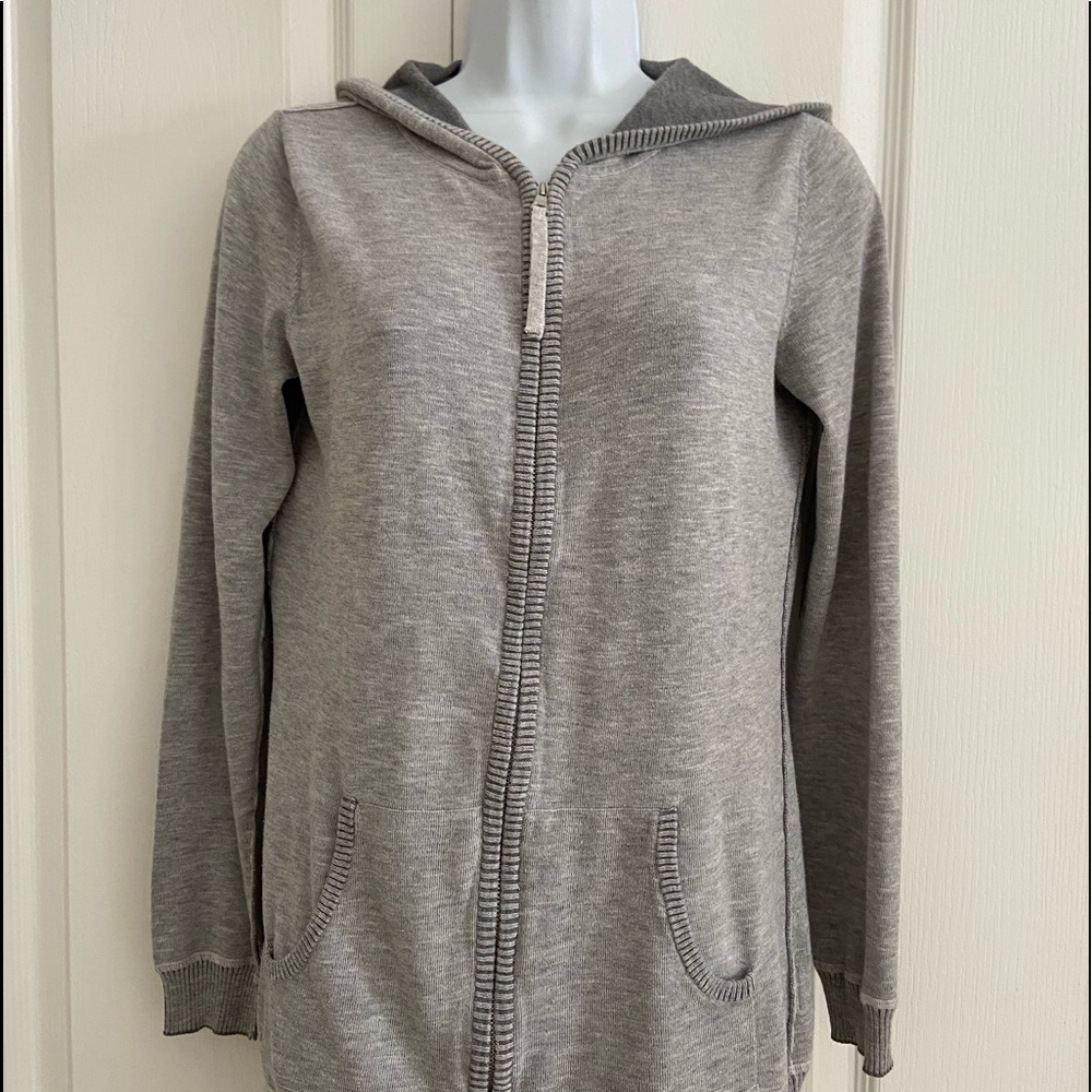 Banana Republic leisure knit sweater